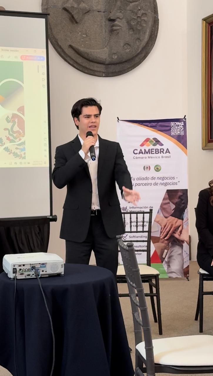 Héctor Cervantes - CEO